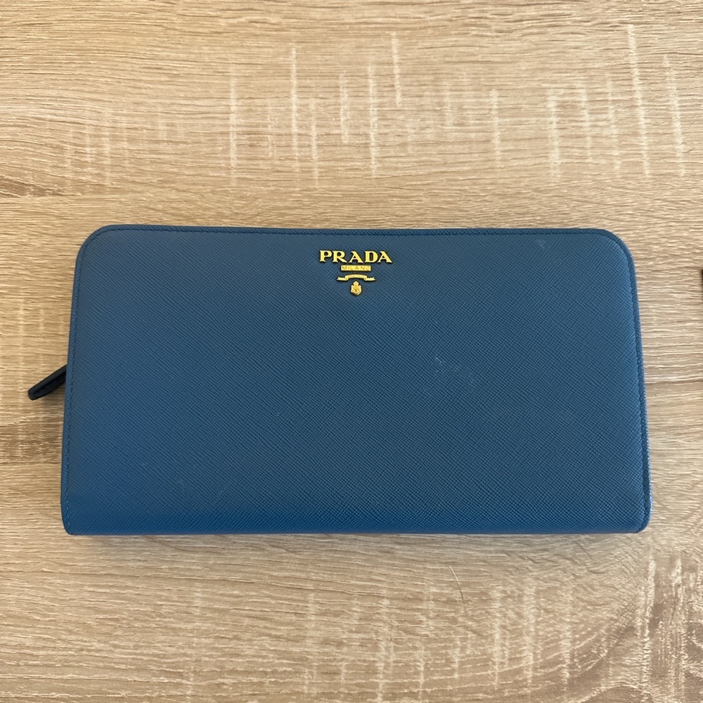 Prada Saffiano Leather Traveler’s Wallet
